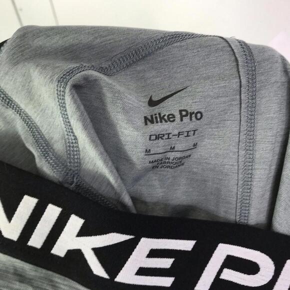 Nike Pro Shorts Womens M Dri Fit Spandex Volleyball Running Compression - Picture 3 of 7